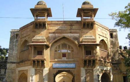 Akbar's Royal Residence Image