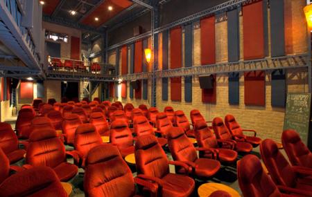 Cinema Parrotiso Image
