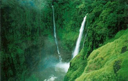Thoseghar Waterfall Image