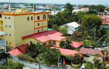 Radisson Fort George Hotel Image