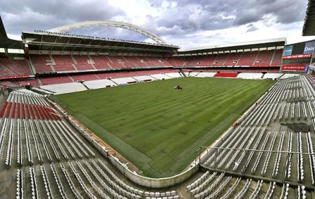 Estadio De Futbol Image