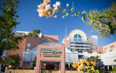 Holiday Inn Image