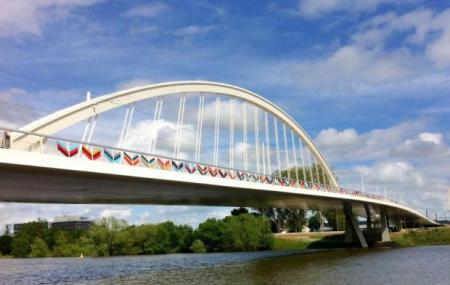 Angers Bridge Image