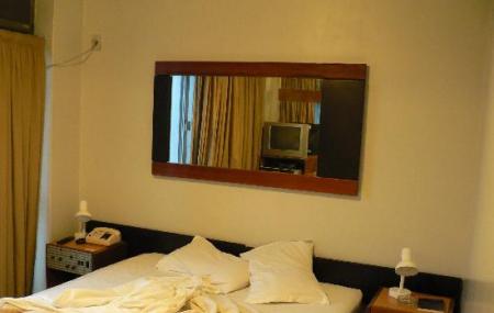 Bristol Hotel Image