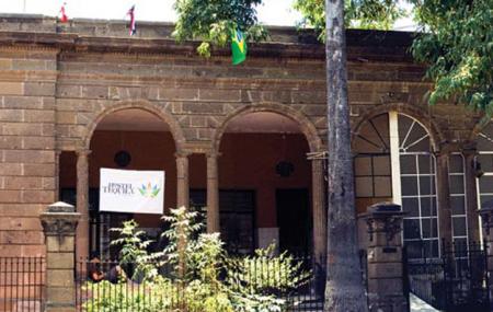 Hostel Tequila Backpacker Image