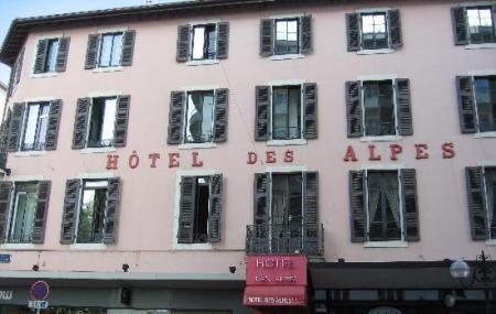 Hotel Des Alpes Image