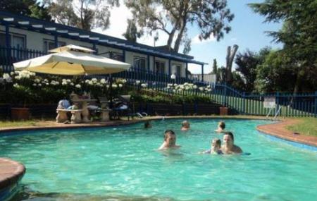Outdoor Pool Image
