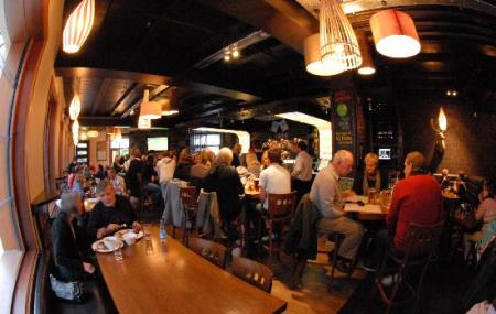 Pub On Wharf Image