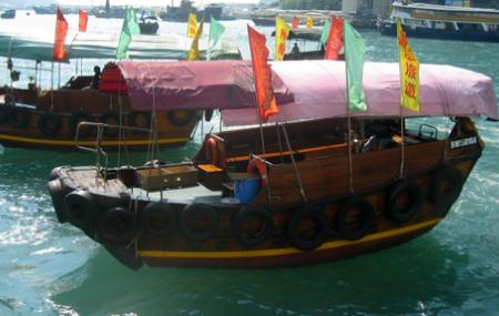 Aberdeen Floating Village Image
