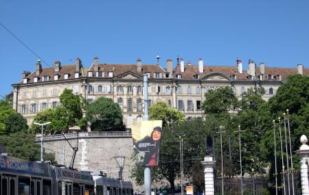 Place De Neuve Image