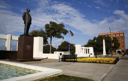 Dealey Plaza, Grassy Knoll, National Historic Landmark District Image