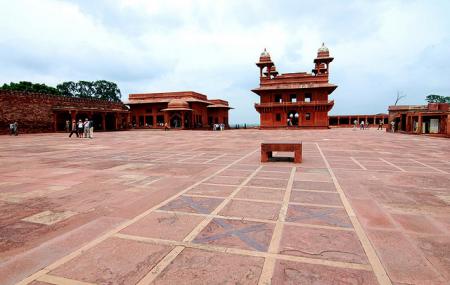 Pachisi Courtyard Image