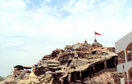 Vaishnodevi Temple Image