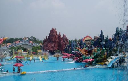 Suoi Tien Theme Park Image