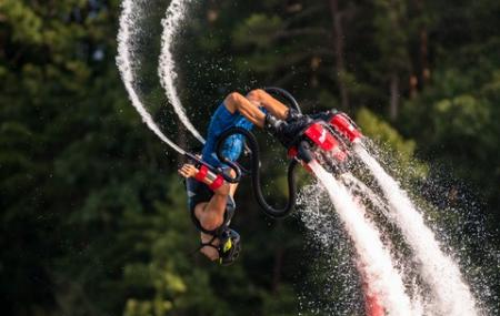 15 Knots Kiteboarding School Image