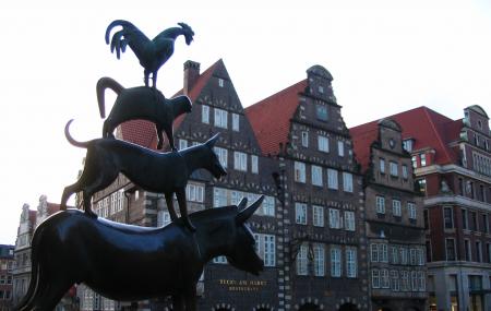 Town Musicians Of Bremen Or Bremer Stadtmusikanten Image