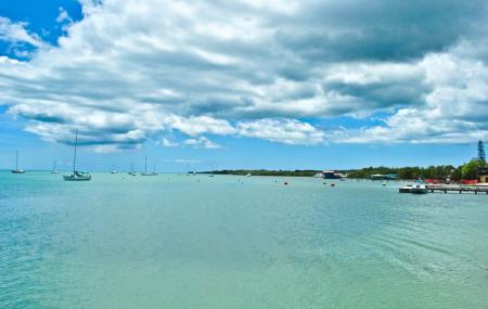 Combate Beach Image