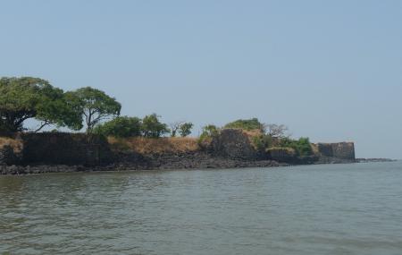 Undheri Fort Image