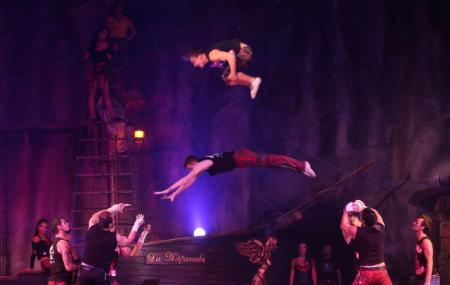 Pirates Adventure Show Image