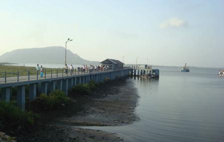 Rewas Jetty Image