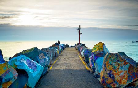 Breakwall Image
