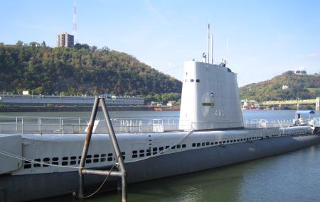 Uss Requin Image