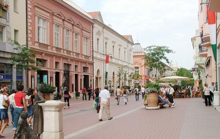 Crucian Street Image