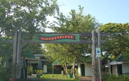 Ali'i Gardens Marketplace Image