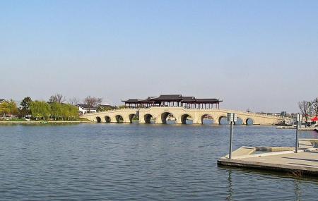 Jinji Lake Image