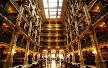 Peabody Library Image