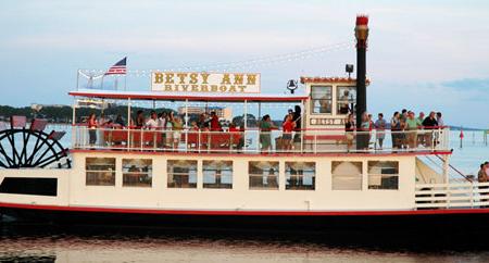 Betsy Ann River Boat Image