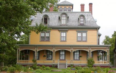 Beaconsfield Historic House Image