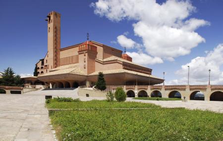 Sanctuario De Torreciudad Image