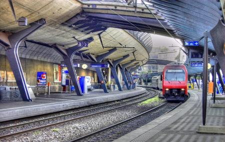 Central Railroad Station Image