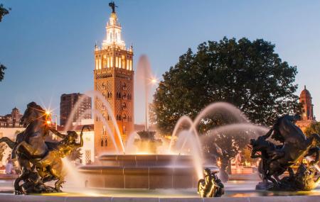 Fountains Of Kansas City Image