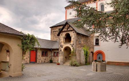 Doppelkirche St. Maria Und St. Clemens Image
