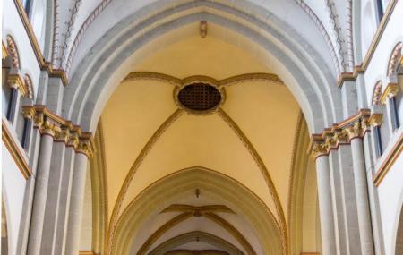 Munsterbasilika St. Martin Image