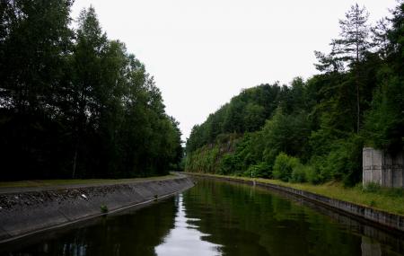 Canal De La Moselle Image