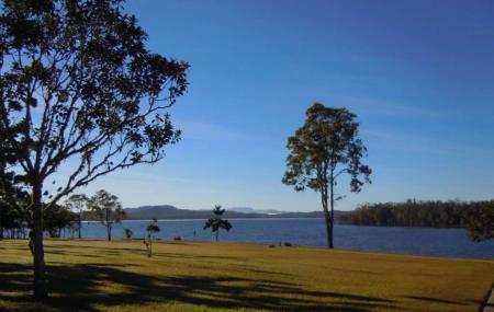 Lake Tinaroo Image