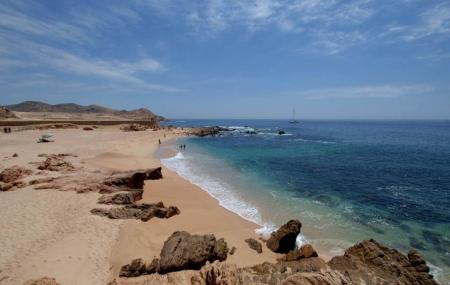 Twin Dolphin Beach Image