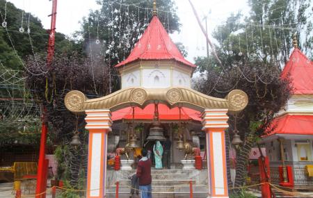 Goddess Naina Devi Temple, Nainital | Ticket Price | Timings | Address ...