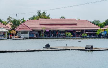 Sam Pan Nam Floating Market Image