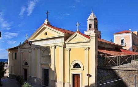 Santuario S. Maria A Mare Image