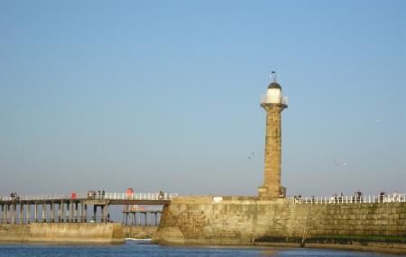 Whitby Lighthouse Image