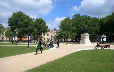 Queen Square Image