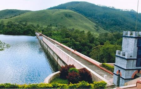 Mullaperiyar Dam Image
