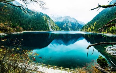 Long Lake Image