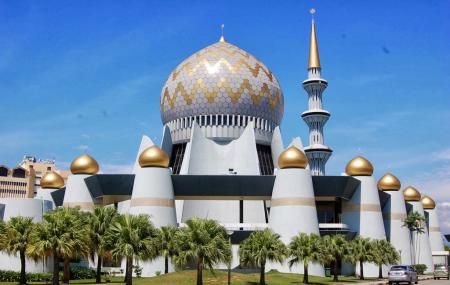 Sabah State Mosque Image