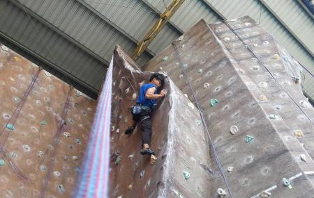 Sabah Indoor Climbing Centre Image