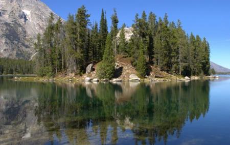 Leigh Lake Image